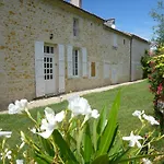 Bed & Breakfast Domaine Du Papillon 3*