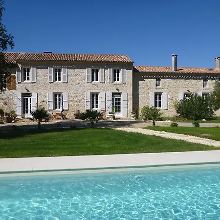Domaine Du Papillon Bed & Breakfast Lesparre-Medoc