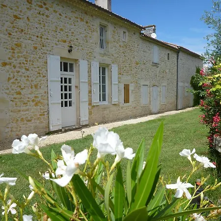 Bed & Breakfast Domaine Du Papillon 3*