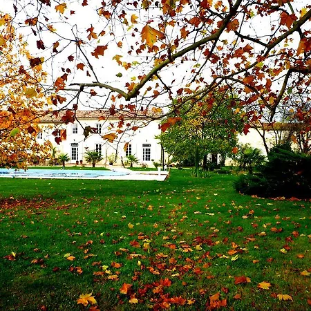 Bed & Breakfast Domaine Du Papillon Lesparre-Medoc