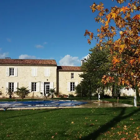 Bed & Breakfast Domaine Du Papillon Lesparre-Medoc